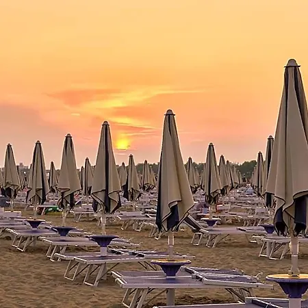 Hotel Peaceful Flat 200m From The Sea In 3*